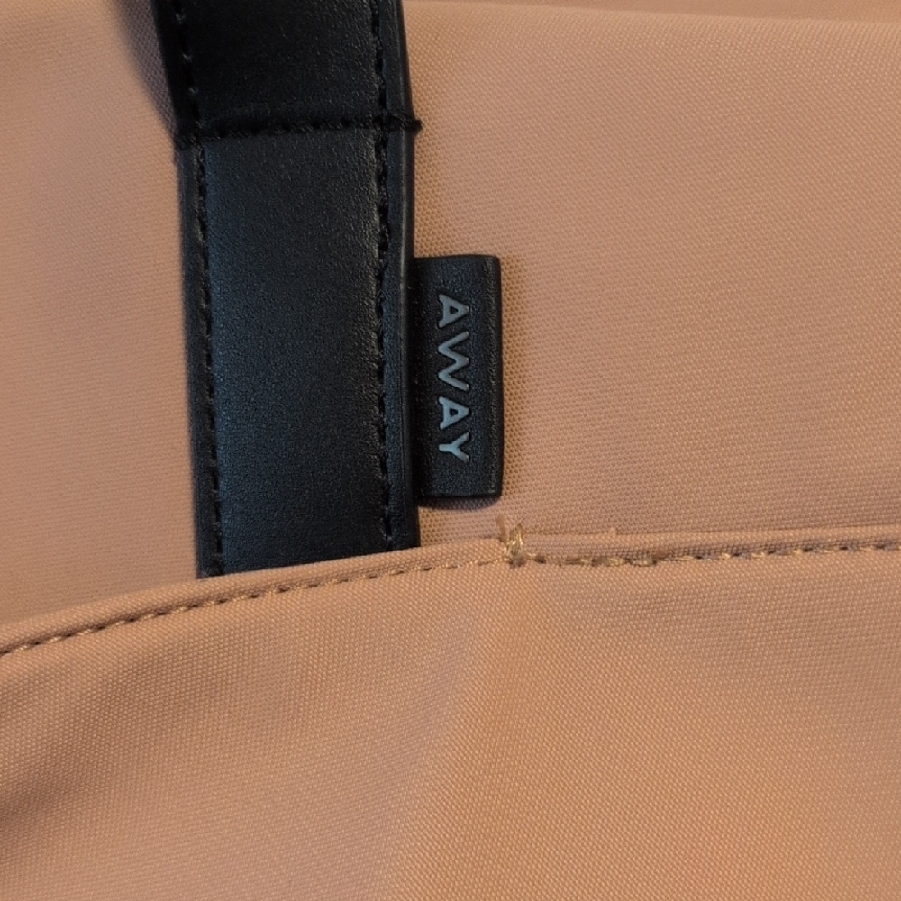 Away Everywhere Tote - Picture 2 of 6